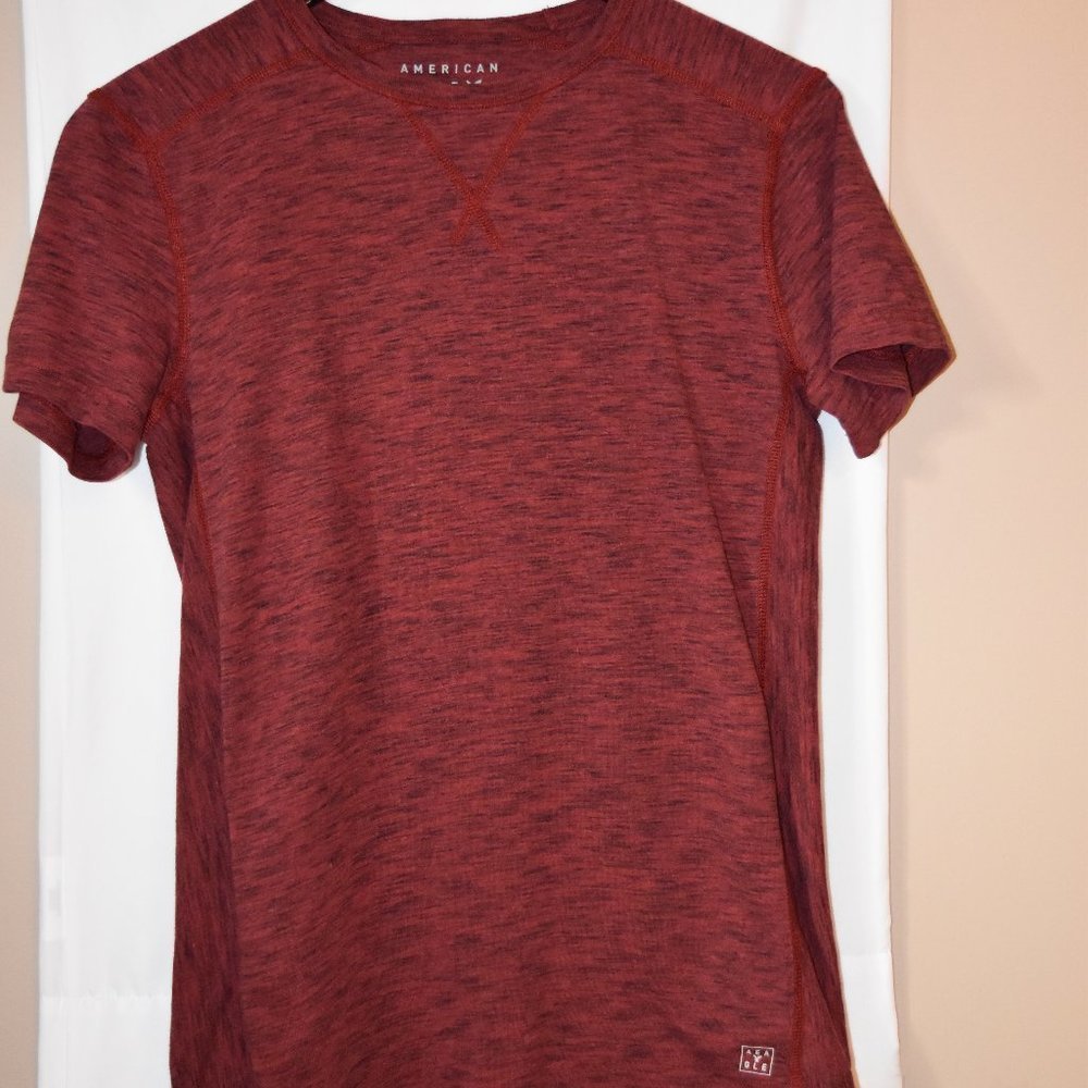 american eagle red  shirt